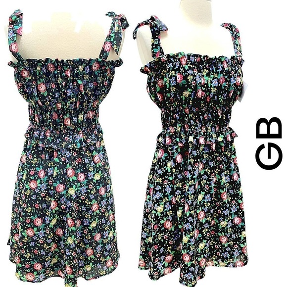 Gianni Bini NWT Y2K 90s-Inspired Smocked Floral Spring Summer Midi Dress JR MED - Picture 1 of 14